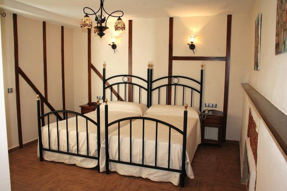 Hotel Casa Beletri เบคาร์ ภายนอก รูปภาพ