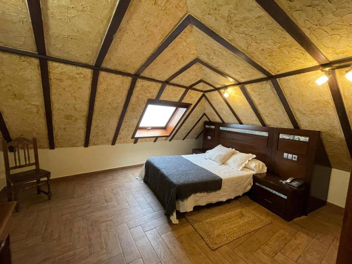 Hotel Casa Beletri เบคาร์ ภายนอก รูปภาพ