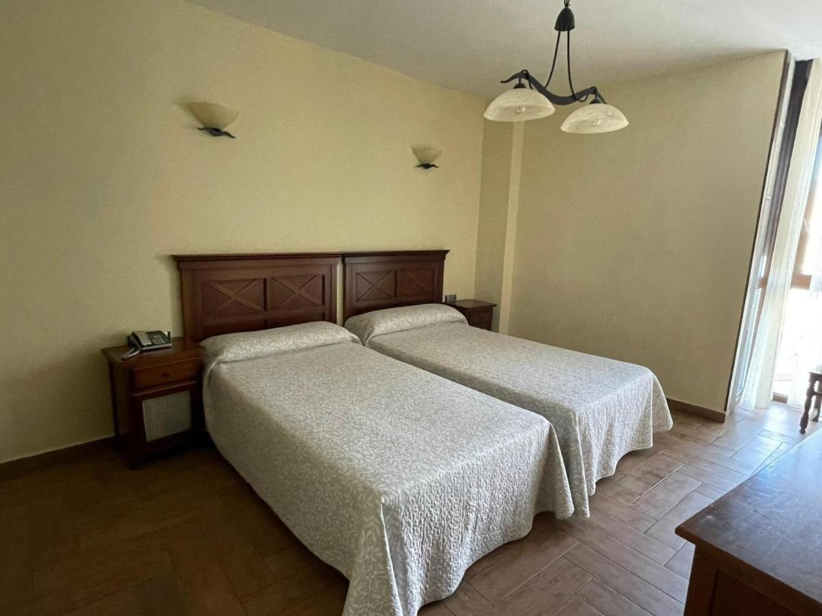 Hotel Casa Beletri เบคาร์ ภายนอก รูปภาพ