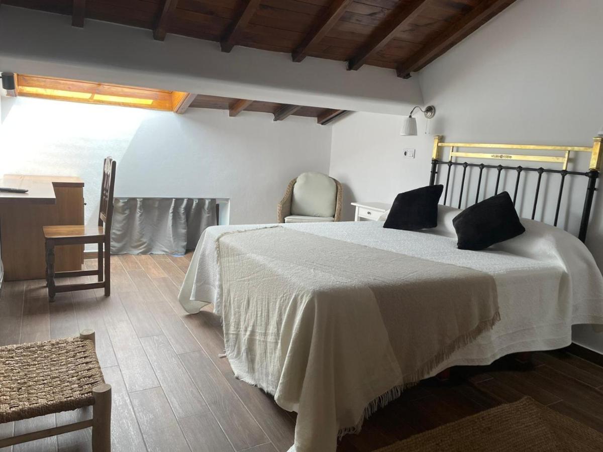 Hotel Casa Beletri เบคาร์ ภายนอก รูปภาพ